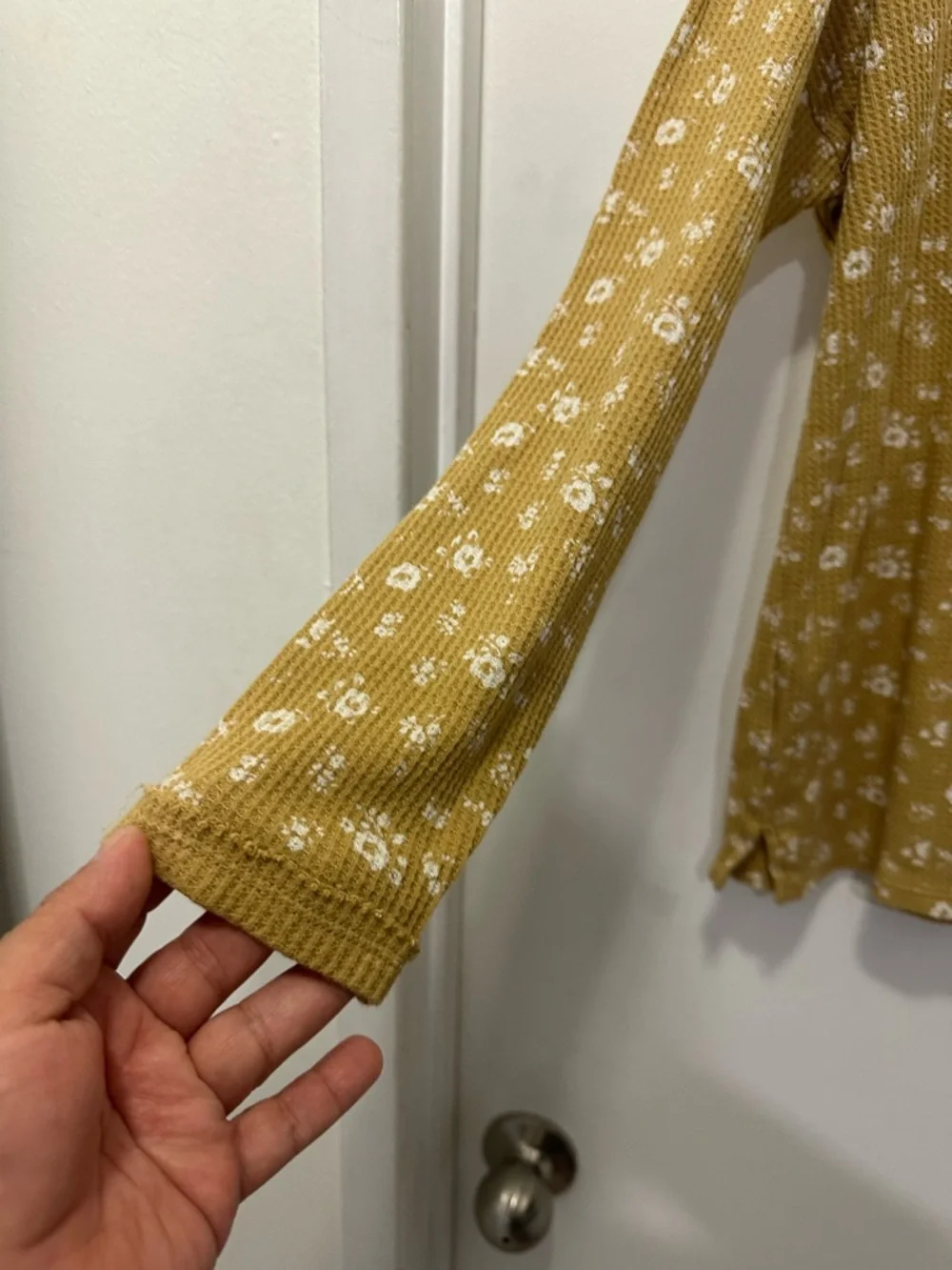 Madewell Mustard Yellow Floral Waffle Henley Top Sz S - Picture 2 of 7